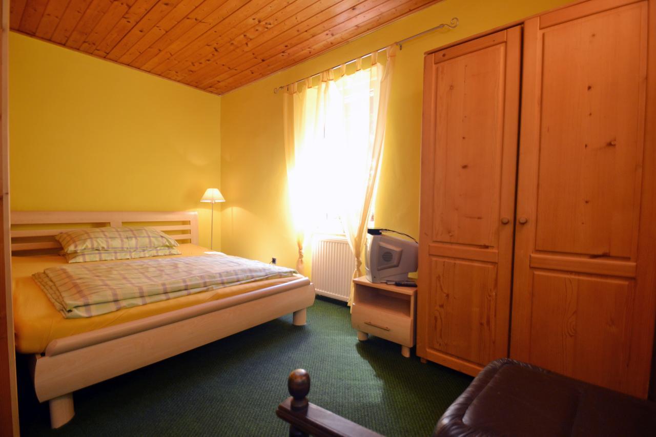 Rožmberk nad Vltavou Hotel Studenec المظهر الخارجي الصورة