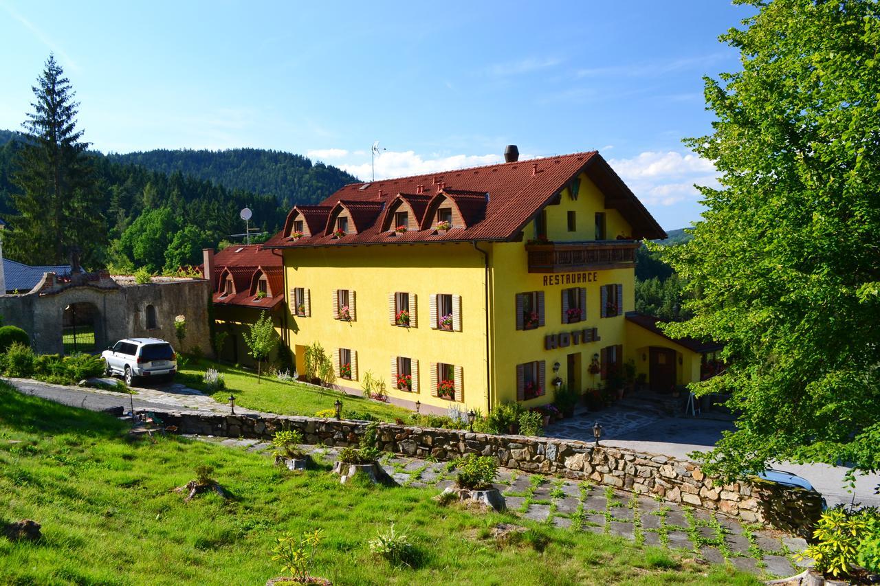 Rožmberk nad Vltavou Hotel Studenec المظهر الخارجي الصورة